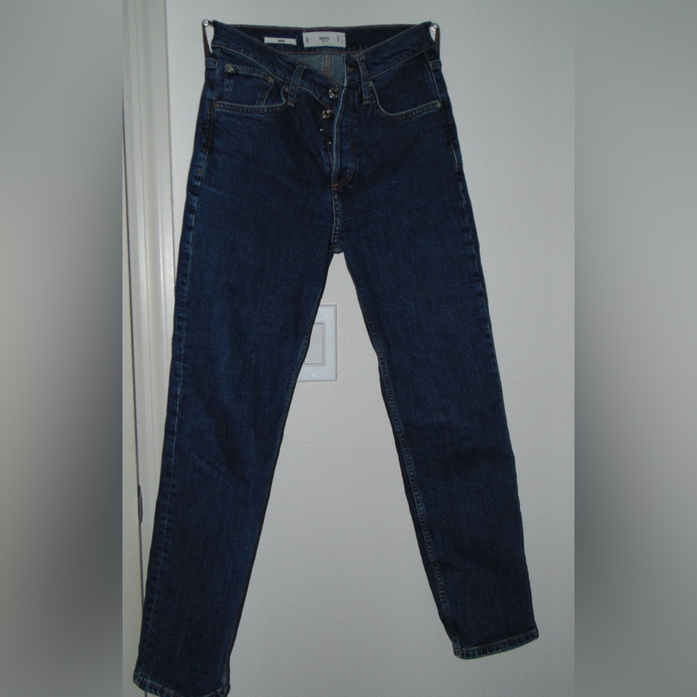 Straight-leg Jeans